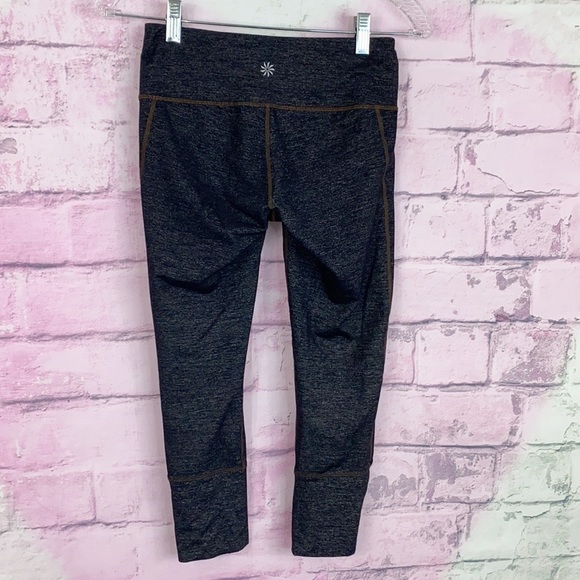 Athleta mind over mat active Capri leggings XS - Picture 4 of 7